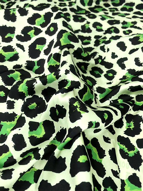 High-End Luxury Woven Polyester Green Leopard Digital Printing Stretch Satin Fabric For Women Dress Or Pajamas