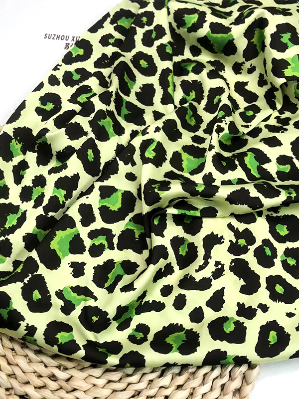 High-End Luxury Woven Polyester Green Leopard Digital Printing Stretch Satin Fabric For Women Dress Or Pajamas