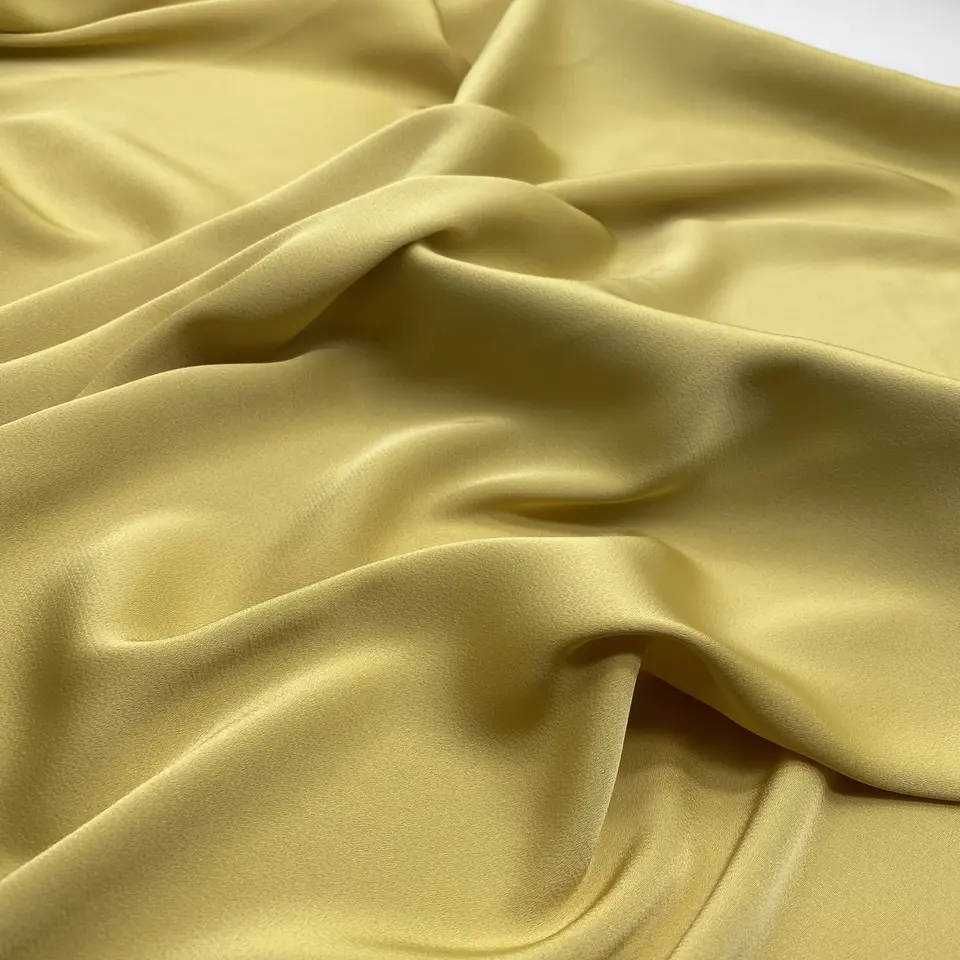 New design soft hand feel smooth touching satin similar to acetate silk satin material fabric for pajamas