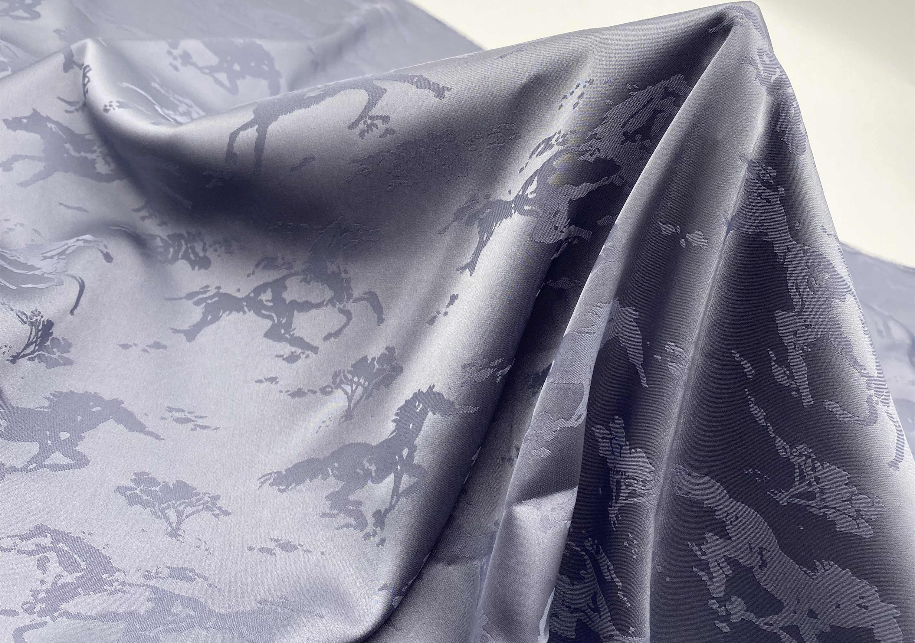 TEXTILE FABRICS SILK SATIN JACQUARD FBRICS WITH ANIMAL PATTERN ZEBRA DESIGN FOR LEISURE WEAR AND SLEEPINGWEAR