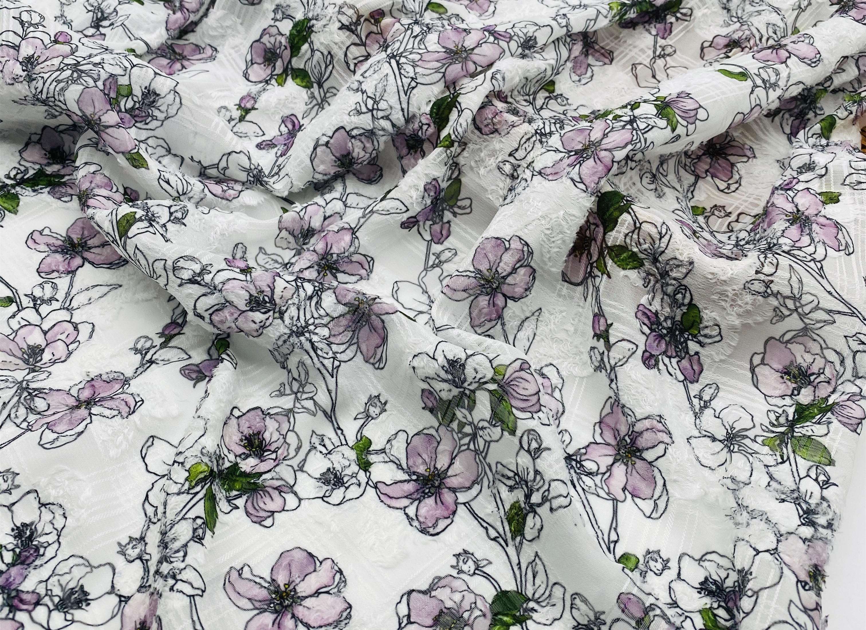 textile and fabric suppliers 100% polyester woven apparel fabric clipping flower chiffon jacquard polyester fabric for dress