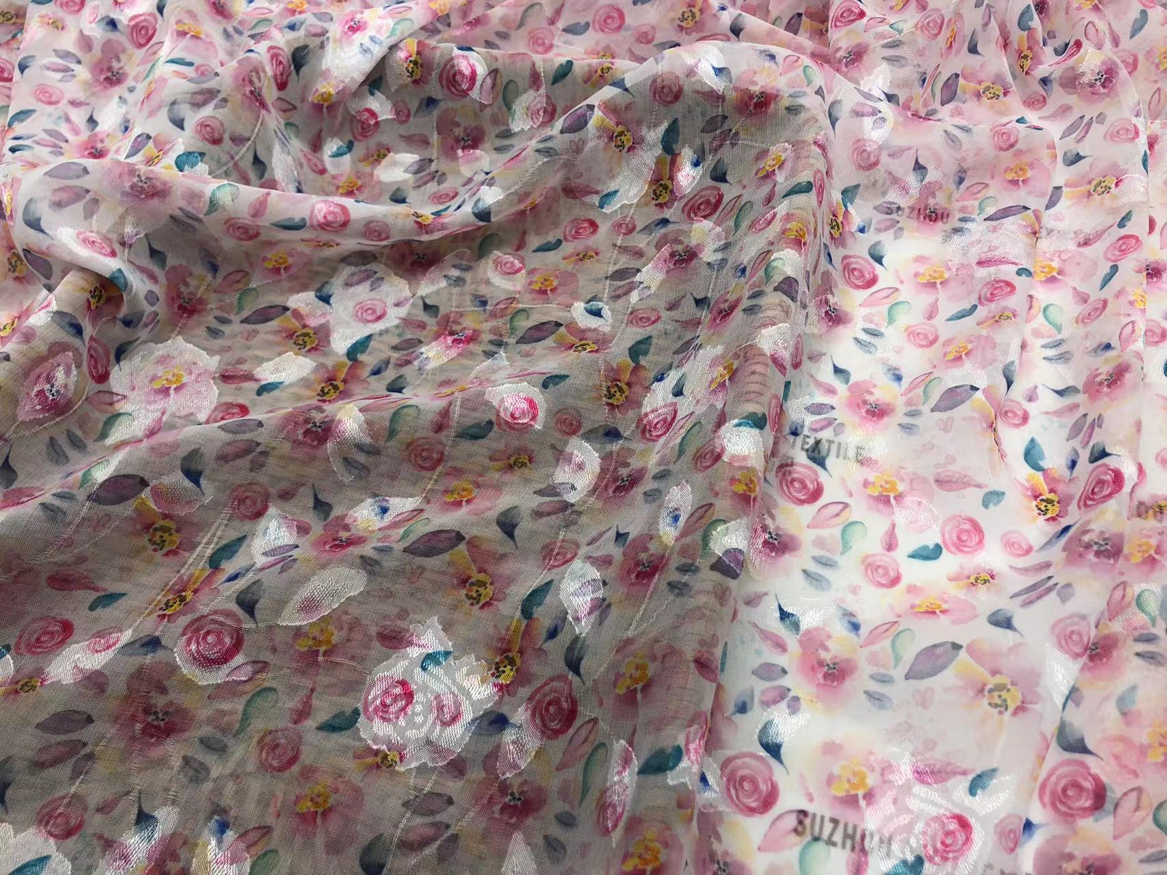 New fashion soft hand feeling beautiful printed floral pattern elegant chiffon fabric suitable for sping and summer wear