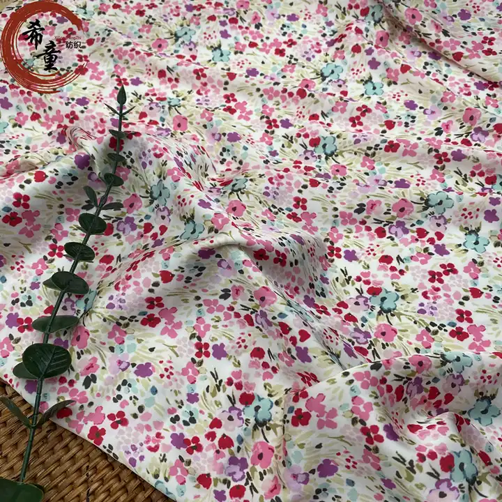 wholesale chiffon Customize Floral 100% print Satin fabric Small Flower Pattern Print Fabric for dress and sleeping wear