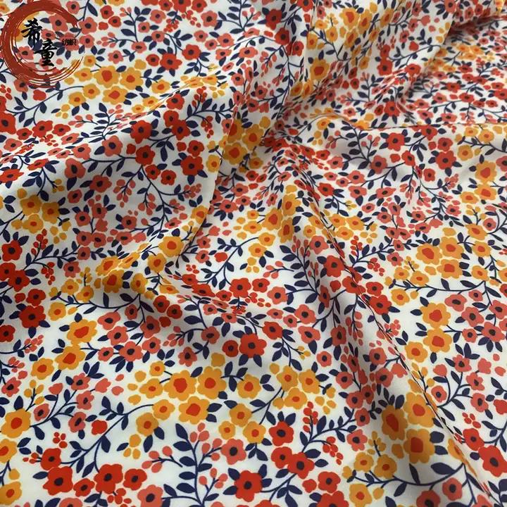 Fabric wholesale chiffon Customize Floral 100% print Satin fabric Small Flower Pattern Print Fabric for dress and sleeping wear