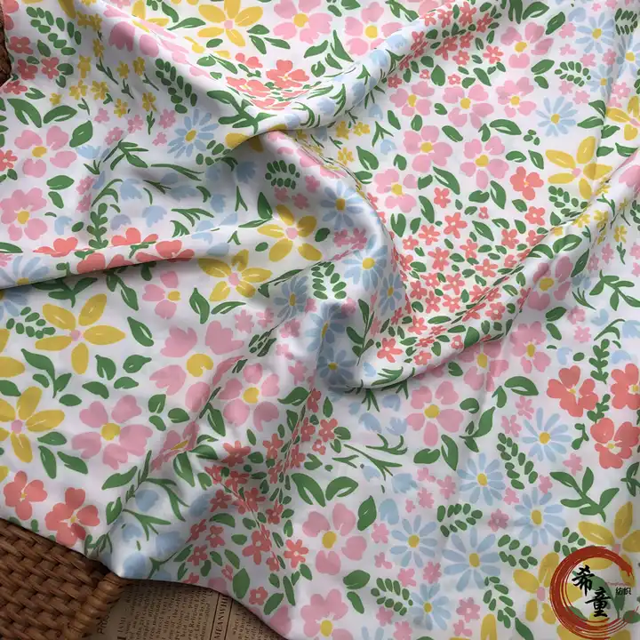 wholesale chiffon Customize Floral 100% print Satin fabric Small Flower Pattern Print Fabric for dress and sleeping wear