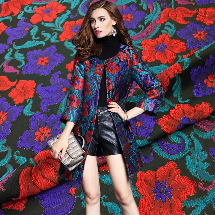Fashion yarn dye elegant 3d flower jacquard brocade fabrics for ladys dress garments