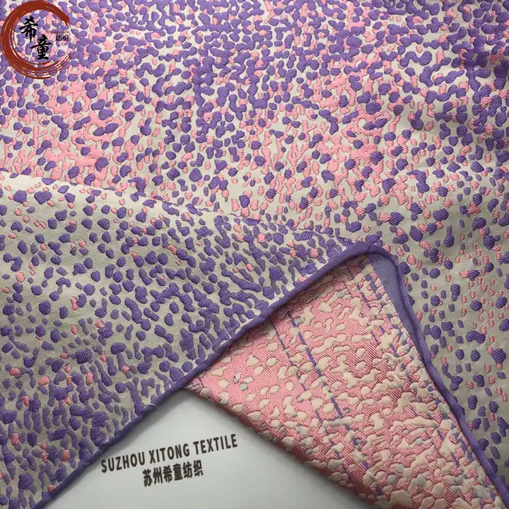 Good quality 100%polyester woven customize fashion yarn dyed Metallic Jacquard Brocade fabric for dress